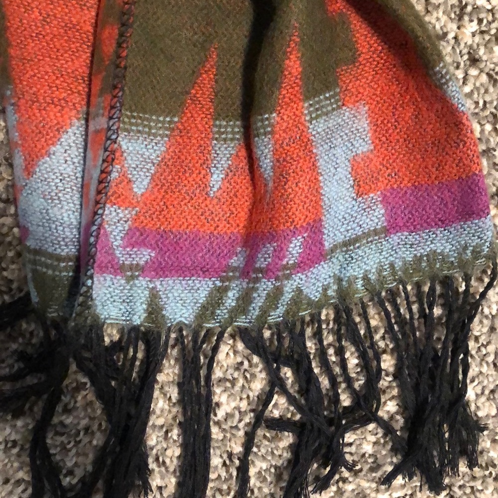 Patterned Blanket Scarf - image 4